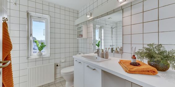 Flyt ind i Thorshammer, et hyggeligt område med byhusstemning, her får du skønne fællesområder med legeplads og gode rammer for et godt fællesskab - Photo 3