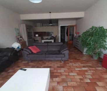 Instapklaar appartement met 3 slaapkamers op een top ligging - Foto 1