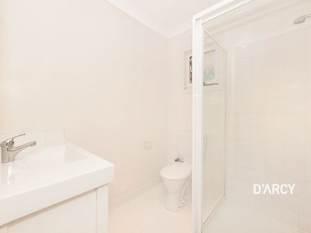 2/50 NORMAN AV - Photo 3