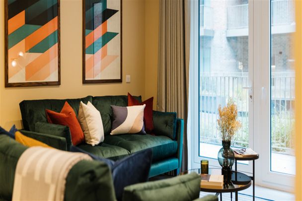 A0242 - Moda, The McEwan (Edinburgh) - Photo 1