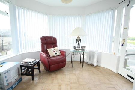 92a Carryduff Road, Lisburn, BT27 6YL - Photo 2