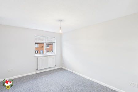Downy Close, Quedgeley, Gloucester - Photo 2