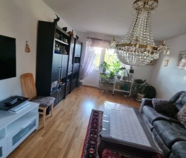 Hållsätrabacken, Skärholmen - Photo 1