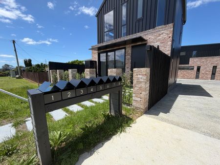 3 Bedrooms on Tirimoana Rd - Photo 4