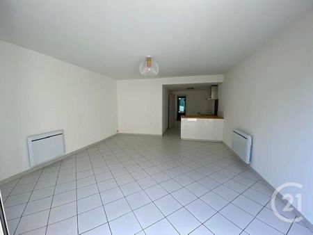 Location Appartement 2 pièces 50m² MONTAUBAN 82000 - Photo 2