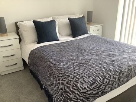 2 bedroom apartment to rent - Photo 4