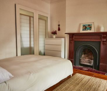 Chippendale - Photo 5