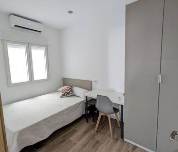 4 room luxury Apartment for rent in Valencia, Spain - Photo 6