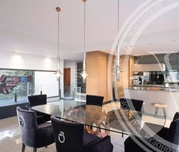 Splendid villa contemporaine sur les hauteurs de Cannes vue Mer - Photo 6