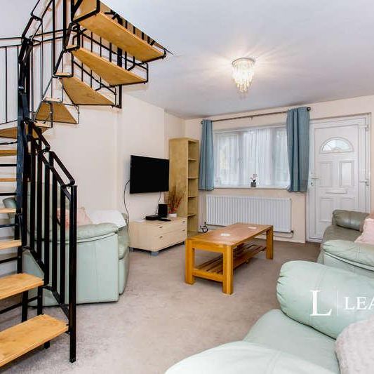 Bassett Close, CB4 - Photo 1
