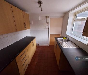 3 bedroom terraced house to rent - Photo 6