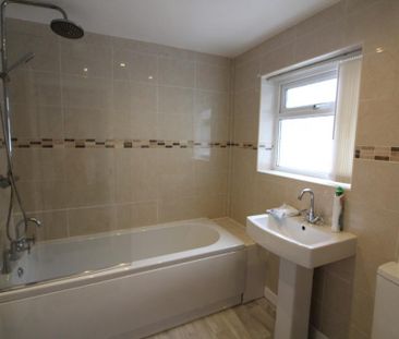 2 bedroom terraced house to rent - Photo 6