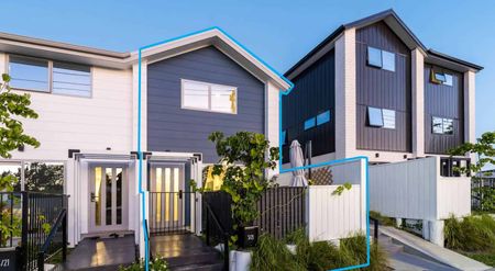 Perfectly Positioned for Modern Living. - Photo 4