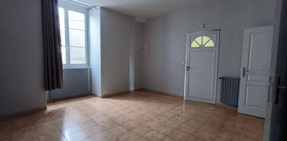 Studio à louer CIVRAY - Photo 2