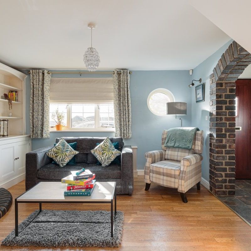 Ashbourne, Upper mayfield - Photo 1