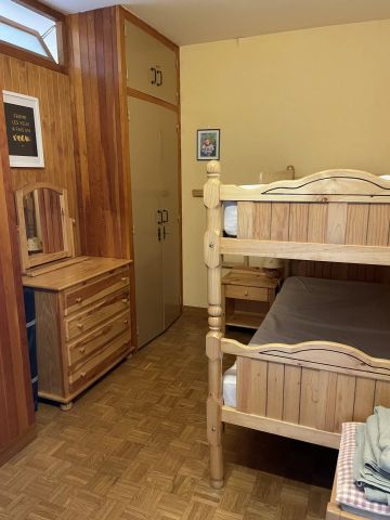 Location Appartement 2 pièces 45m² ST GERVAIS LES BAINS 74170 - Photo 2