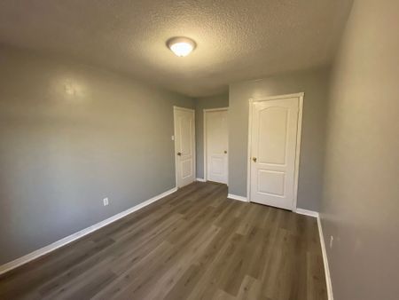 For Lease - 80 Redfinch Way Unit# Main Unit, Brampton, Ontario - Photo 5