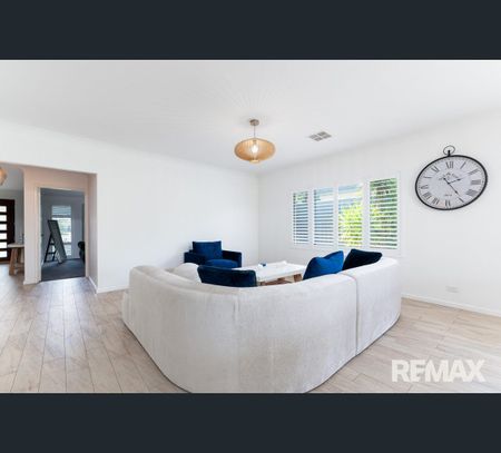 8 Artisan Road, Yanchep, WA 6035 - Photo 4