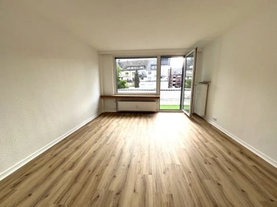 Kompakte 2-Zimmer-Wohnung mit Balkon im ruhigen und beliebten Oberhausen-Styrum! - Foto 1