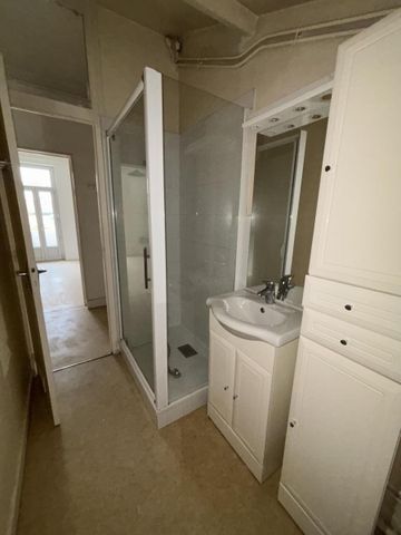 Location Appartement 1 pièce 27m² CLERMONT FERRAND 63000 - Photo 4