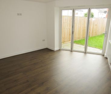 55 Station Road, Ellesmere Port, Little Sutton - Photo 6