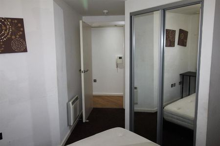 2 bedroom apartment to rent - Photo 4