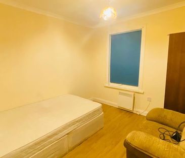 1 Bed Flat, Cromwell Road, LU3 - Photo 4