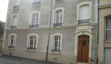 Appartement 4 pièces 95m2 REIMS 890 euros - Photo 4