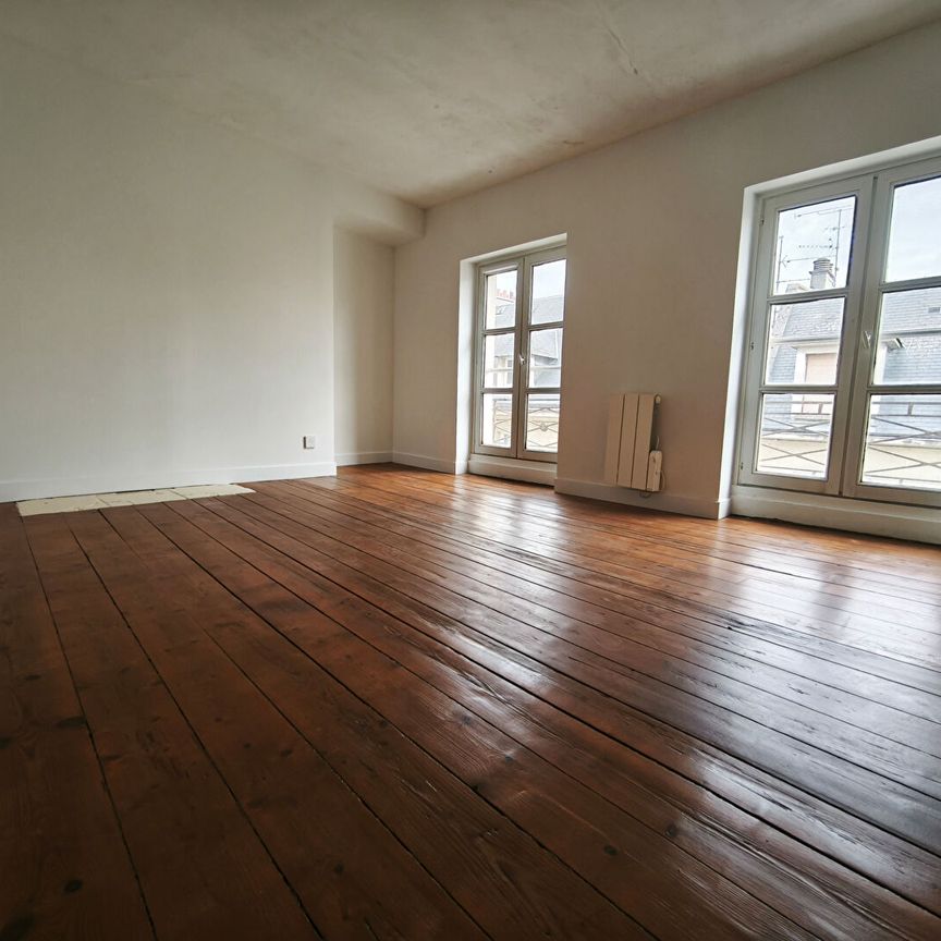 Location Appartement 5 pièces 106m² - Photo 1