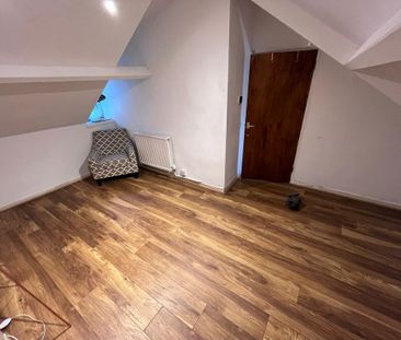 3 bedroom flat to rent - Photo 1