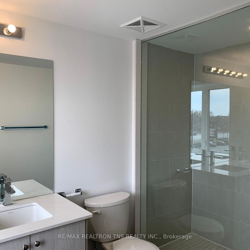 For Lease - 12 Baker Hill Boulevard, Whitchurch-Stouffville, Ontario - Photo 1