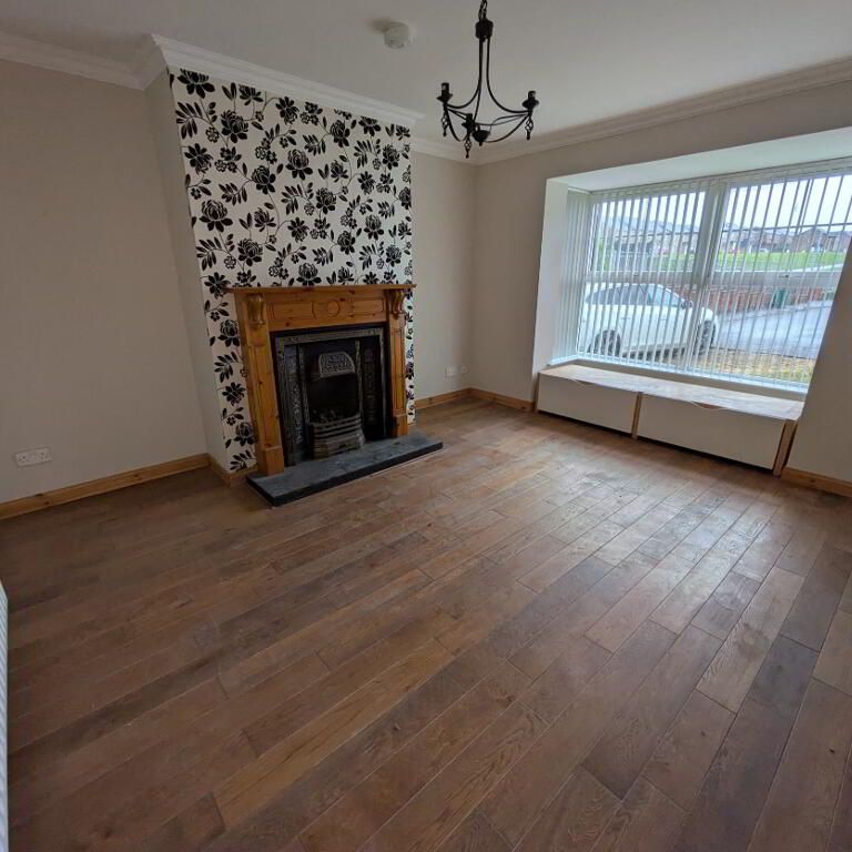 85 Lindara Drive, Larne, BT40 2FB - Photo 1