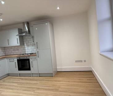 1 Bed Flat, Two Mile Hill Road, BS15 - Photo 1