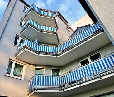 Zwei-Raumwohnung mit großem Balkon - Foto 1