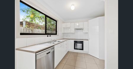 Modern 3-Bedroom Townhouse - George Ln, Rockhampton City - Photo 5