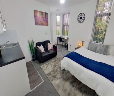 Studio to rent - Photo 1