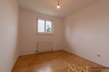 Gepflegte 3-Zimmer-Wohnung inkl. Einbauküche, Terrasse und Garage in Traun zu vermieten! - Photo 2