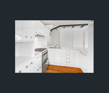 Looking for something unique with a touch of class? Gorgeous unit w... - Photo 5