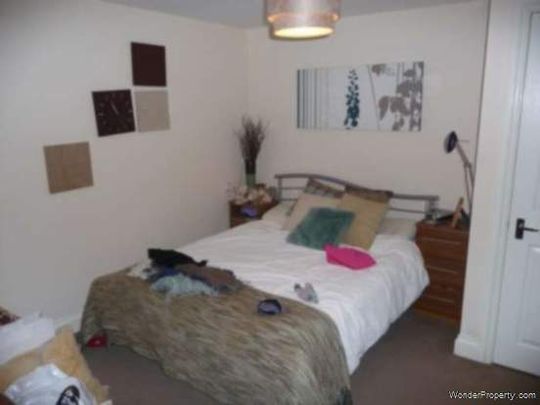 2 bedroom property to rent in London - Photo 1