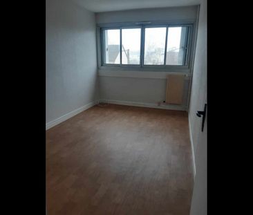 Location Appartement 4 pièces 73 m² Le Blanc - Photo 1