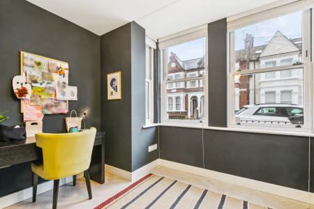 4 bedroom house in Brixton - Photo 4