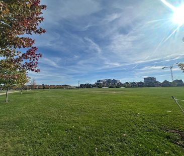 For Lease - 405 Dundas Street Unit# 223, Oakville, Ontario - Photo 4