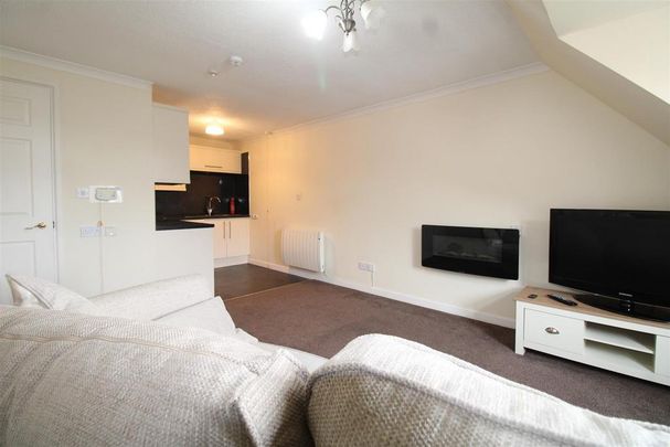 1 bedroom apartment to rent - Photo 1