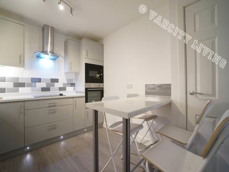 Apartment 1, 282 High Street - Photo 2