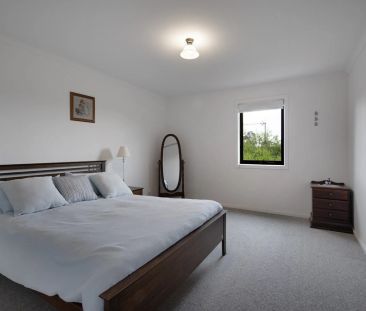 11 Lorne Terrace, - Photo 4