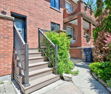 For Lease - 4 Stonehouse Crescent, Toronto, Ontario - Photo 2
