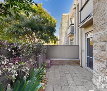 18/3 Sovereign Point Court, Doncaster - Photo 1