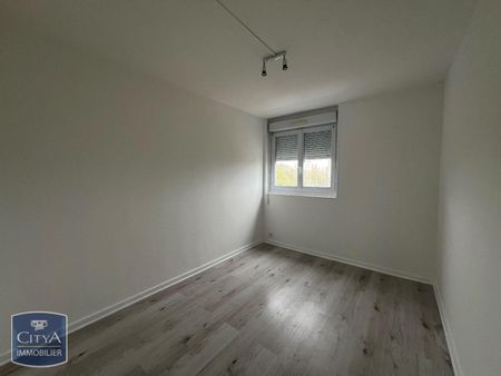 Location Appartement 3 pièces 74m² BEAUVAIS 60000 - Photo 4