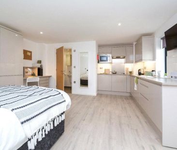 Studio to rent - Photo 3