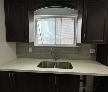 For Lease - 840 Cabot Trail, Milton, Ontario - Photo 5